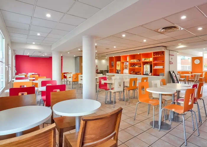 Kyriad Eco - Suresnes - La Defense